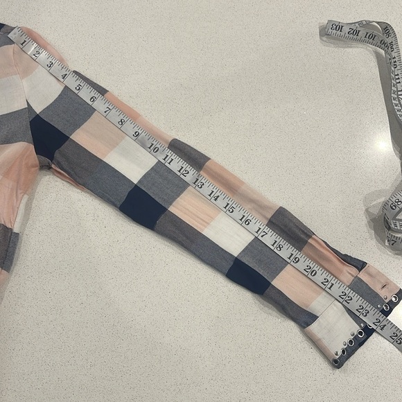 H&M Pink Plaid Button Front Shirt Size 2 - Picture 6 of 9